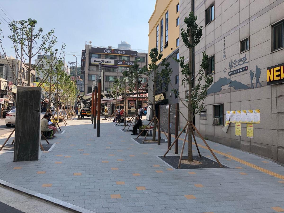 New Sun Guesthouse Myeongdong โซล ภายนอก รูปภาพ