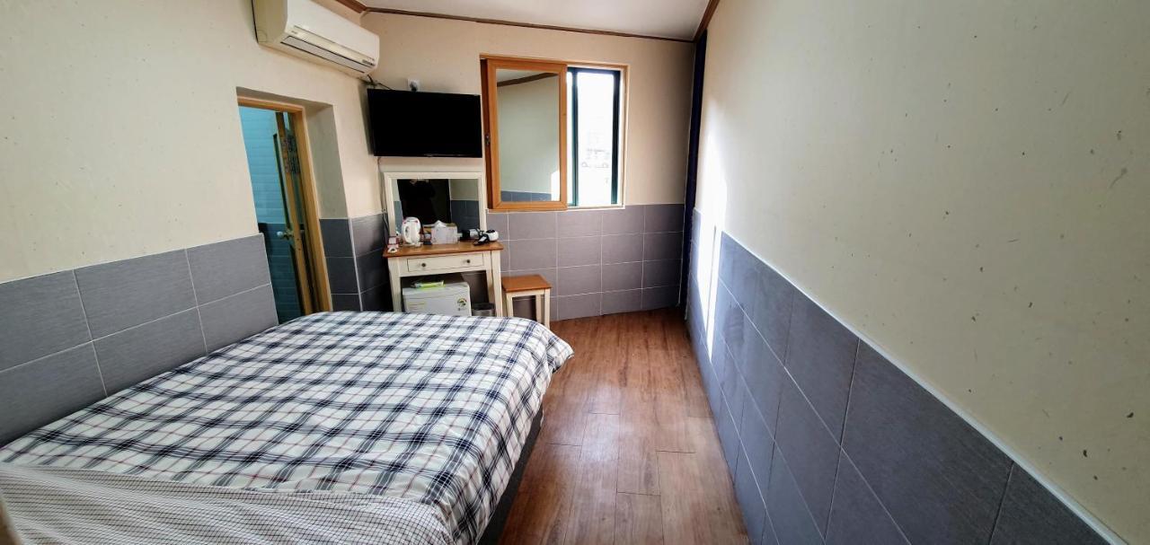 New Sun Guesthouse Myeongdong โซล ภายนอก รูปภาพ