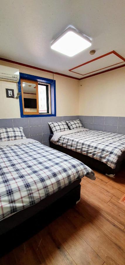 New Sun Guesthouse Myeongdong โซล ภายนอก รูปภาพ