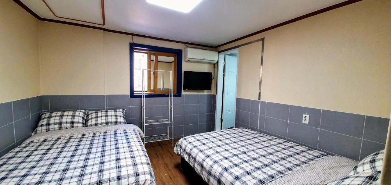 New Sun Guesthouse Myeongdong โซล ภายนอก รูปภาพ