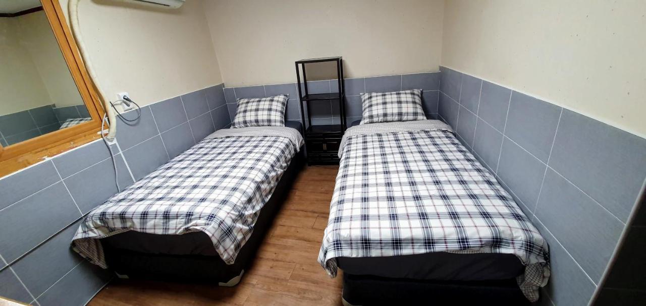 New Sun Guesthouse Myeongdong โซล ภายนอก รูปภาพ